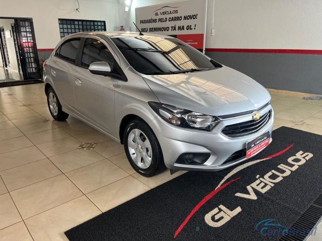 Mais detalhes do Chevrolet (GM) Onix Flex