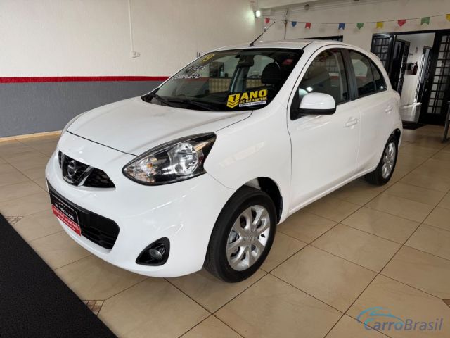 Mais detalhes do Nissan March Flex