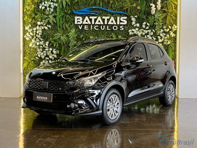 Mais detalhes do Fiat Argo Fiat ARGO TREKKING 1.3 8V Flex - Preto - 2022 Flex