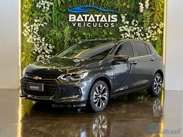 Mais detalhes do Chevrolet (GM) Onix Chevrolet ONIX HATCH PREM. 1.0 12V TB Flex 5p Aut. - Cinza - 2025 Flex