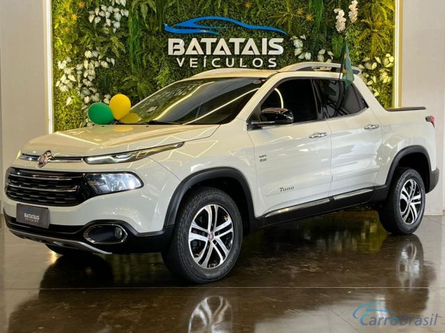 Mais detalhes do Fiat Toro Fiat Toro Volcano 2.0 16V 4x4 TB Diesel Aut. - Branco - 2017 Diesel