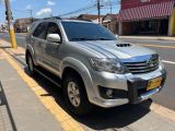 MV Automveis | Hilux 3.0 SRV 4X4 7 LUGARES 16V TURBO INTERCOOLER DIESEL 4P AUTOMTICO 11/12 - foto 2