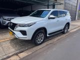 MV Automóveis | Hilux 2.8 D-4D TURBO DIESEL SRX 7L 4X4 AUTOMÁTICO 23/24 - foto 1