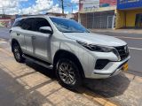 MV Automóveis | Hilux 2.8 D-4D TURBO DIESEL SRX 7L 4X4 AUTOMÁTICO 23/24 - foto 2