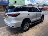 MV Automóveis | Hilux 2.8 D-4D TURBO DIESEL SRX 7L 4X4 AUTOMÁTICO 23/24 - foto 4