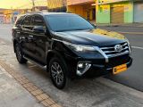 MV Automóveis | Hilux 2.8 SRX 4X4 16V TURBO INTERCOOLER DIESEL 4P AUTOMÁTICO 18/19 - foto 2