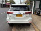 MV Automóveis | Hilux 2.8 SRX 4X4 7 LUGARES 16V TURBO INTERCOOLER DIESEL 4P AUTOMÁTICO 17/18 - foto 6