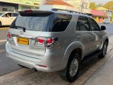 MV Automóveis | Hilux 3.0 SRV 4X4 7 LUGARES 16V TURBO INTERCOOLER DIESEL 4P AUTOMÁTICO 13/13 - foto 4