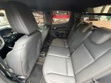 MV Automóveis | Strada 1.0 TURBO 200 FLEX ULTRA CD CVT 24/24 - foto 9