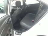 Automvel & Cia | Onix 1.4 MPFI LT 8V FLEX 4P MANUAL 18/19 - foto 8