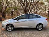 AutoCar RP | Fiesta Sedan 1.6 TITANIUM PLUS SEDAN 16V FLEX 4P POWERSHIFT 14/15 - foto 4