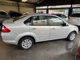 Avenida Veículos | Fiesta Sedan 1.6 08/08 - foto 4