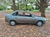 R.L. Veículos | Corsa Sedan 1.0 LS 8V 4P. 11/12 - foto 2