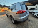 Kito Veículos | Pajero 3.2 HPE 4X4 7 LUGARES 16V TURBO INTERCOOLER DIESEL 4P AUTOMÁTICO 10/11 - foto 4