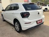 Benetão Veículos | Polo Hatch 1.0 MPI Flex 12V 5p 23/23 - foto 3