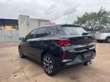 Benetão Veículos | Onix HATCH PREM. 1.0 12V TB Flex 5p Aut. 23/24 - foto 4