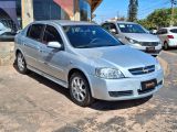 Scaranelo Veículos | Astra Hatch Advantage 2.0 MPFI 8V FlexPower 5p 11/11 - foto 3