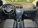 Batatais Veículos | Fox VolksWagen Fox Highline1.6 Flex 16V 5p - Prata - 2018 17/18 - foto 9